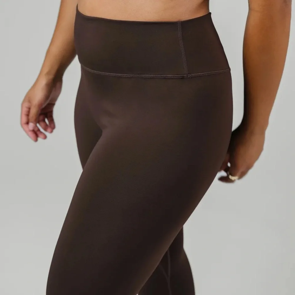 NWT Zyia Earth Streamline High-Waisted Brown Leggings - Picture 3 of 6